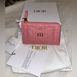 BNIB Dior Caro Compact Zipped Card Holder. Light Pink